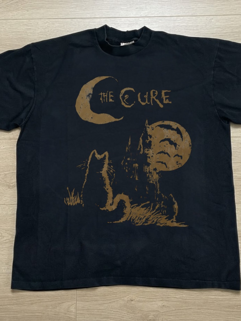 Gildan Black Short-Sleeve Graphic Tee with Gold Moon & Fox Motif